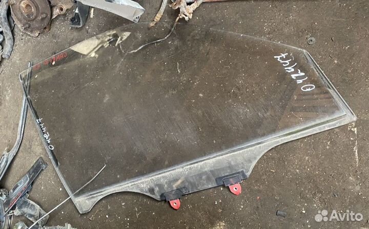 Стекло переднее правое Toyota Camry 10 1991-1996