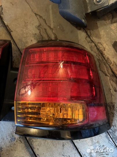 Lexus lx 570 задние фонари