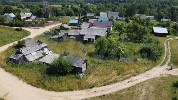 Дом 32,9 м² на участке 30 сот.