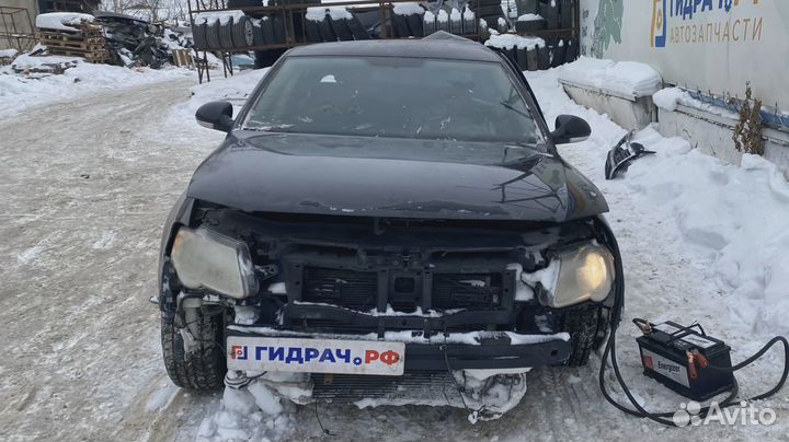 Приемная труба глушителя Volkswagen Passat (B6) 3C