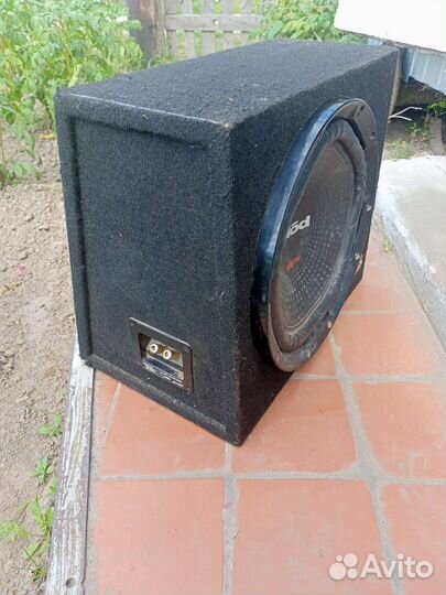 Сабвуфер xplod 1800w