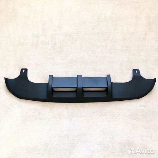 Накладка заднего бампера Zetec S на Ford Focus 2