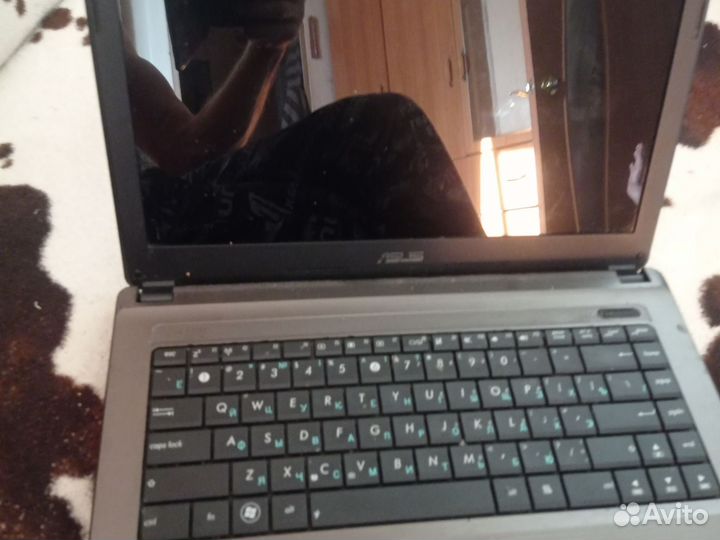 Ноутбук asus