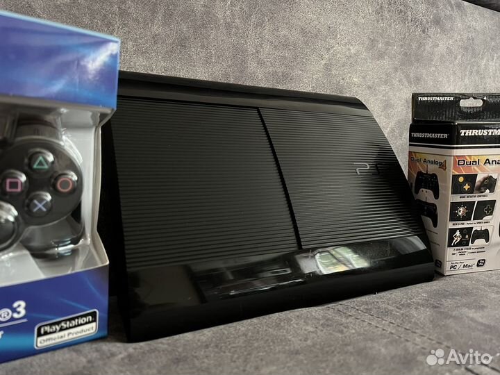 PS3 1850 игр, 2 геймпада, прошитая