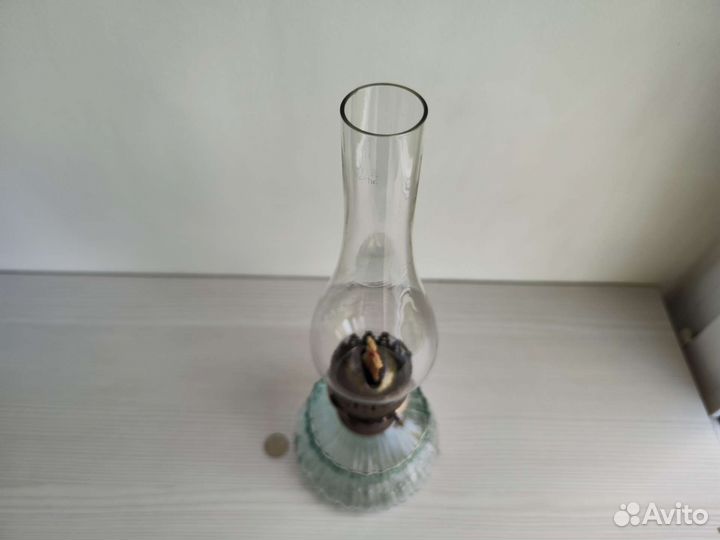 Антикварная керосиновая масляная лампа