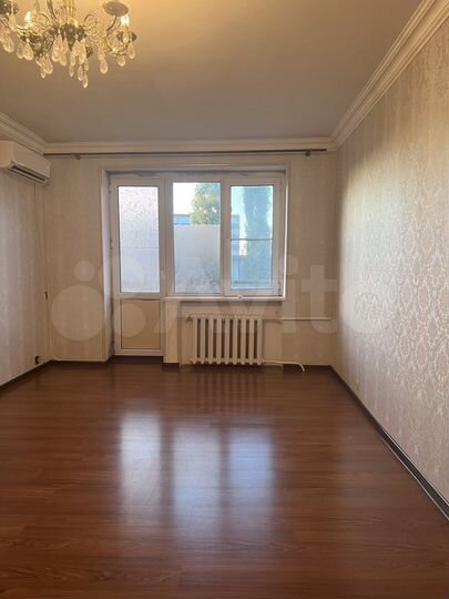 3-к. квартира, 64 м², 5/5 эт.