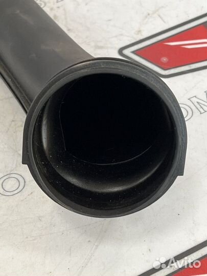 Патрубок корпуса воздушного фильтра Гольф 6