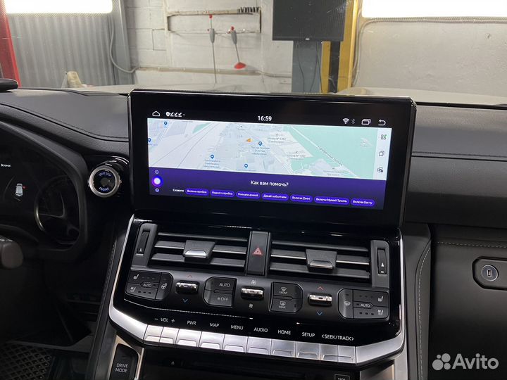 Интерфейс Android 10 Toyota Land Cruiser 300