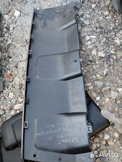 Спойлер переднего бампера Renault Duster