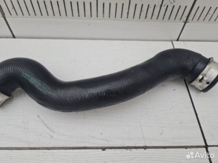 Патрубок охлаждения Mercedes S-Class W221 642.930