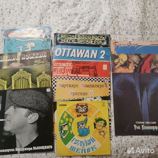 Проигрыватель с пластинками