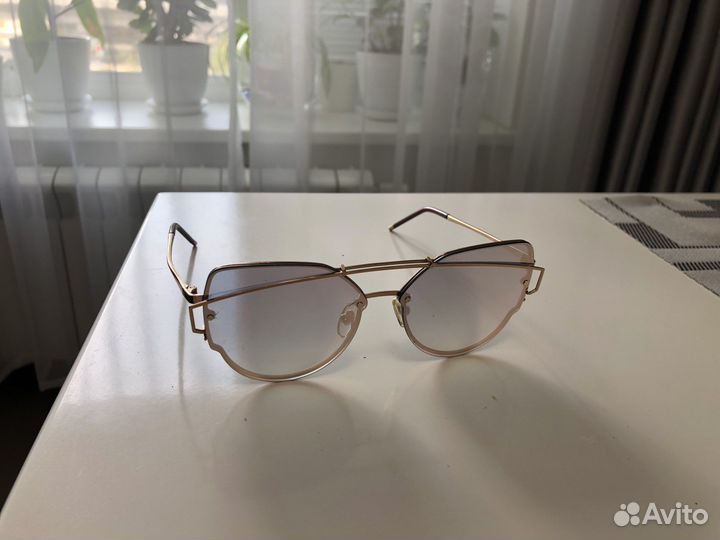 Солнцезащитные очки