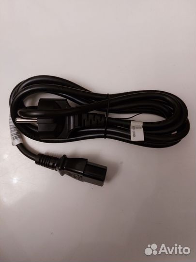 Кабель для компьютера