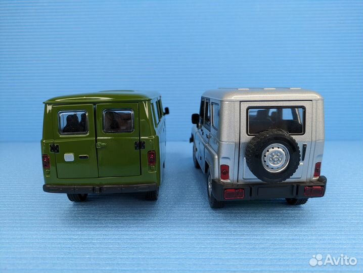 УАЗ и Буханка реалистичные модели 18см