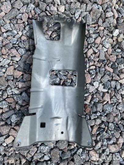 Экран тепловой 5ат Subaru Legacy Outback B13 BL BP