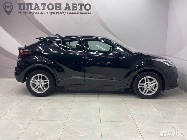 Toyota C-HR 2.0 CVT, 2022, 50 км