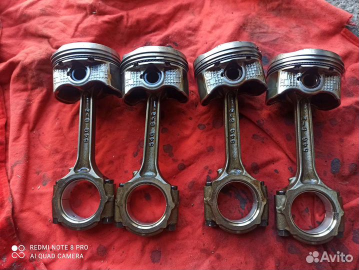 Поршень с шатуном М16А Suzuki SX4