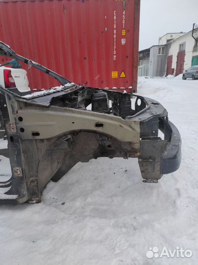 Телевизор на Рено logan