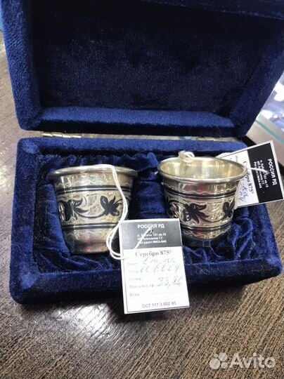 Серебряные стопки