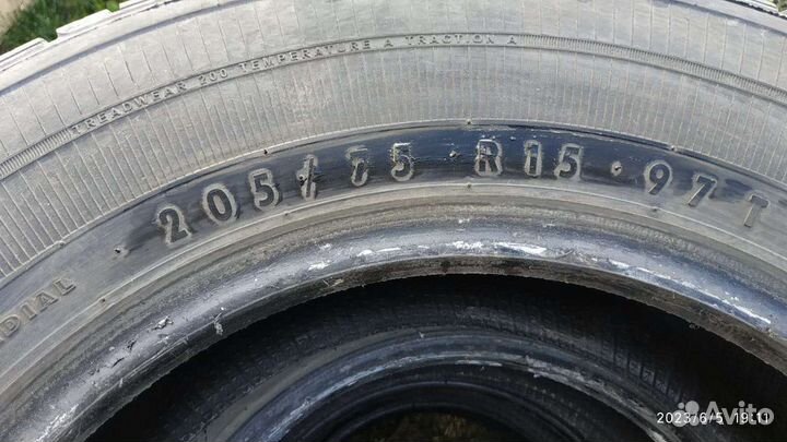 Amtel Planet 2P 205/75 R15 97