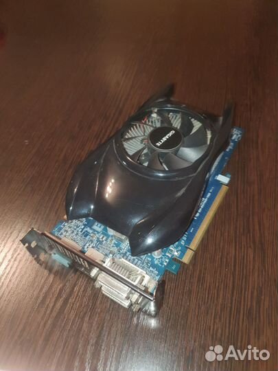 Видеокарта GV-R577UD-1GD