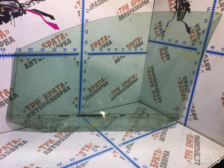 Фольксваген Туран Стекло двери передней правой AS2