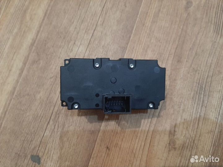 Блок управления светом BMW E60 рестайлинг