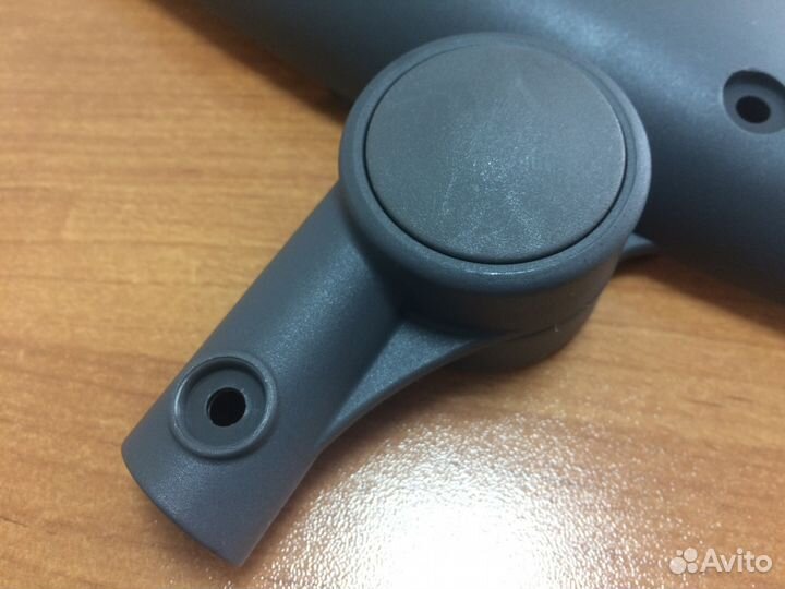 Механизм регулирования капюшона серый