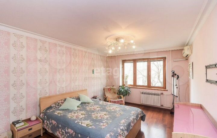 3-к. квартира, 96 м², 2/9 эт.