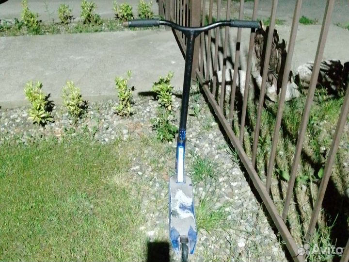 Трюковой самокат