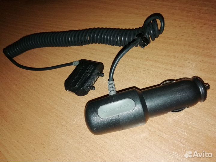 Зарядное устройство Sony Ericsson автомобильное