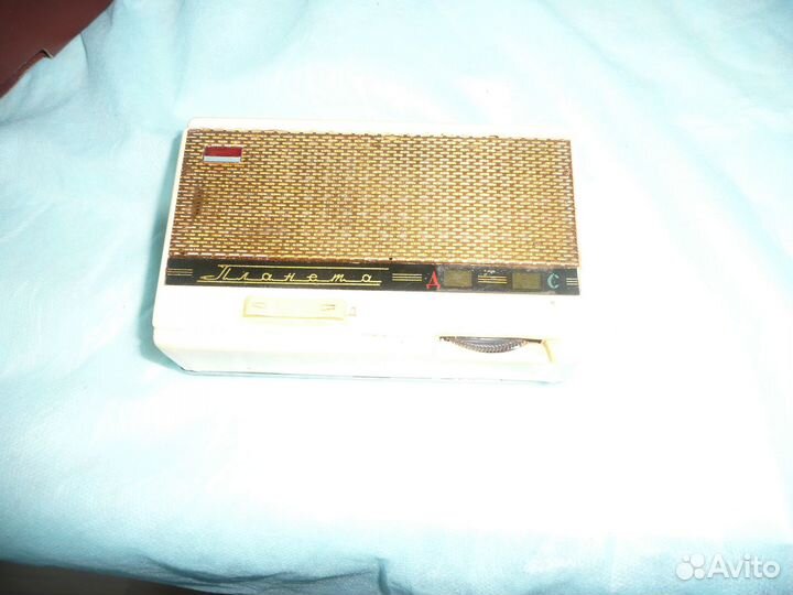 Радиоприемники Вега и Планета