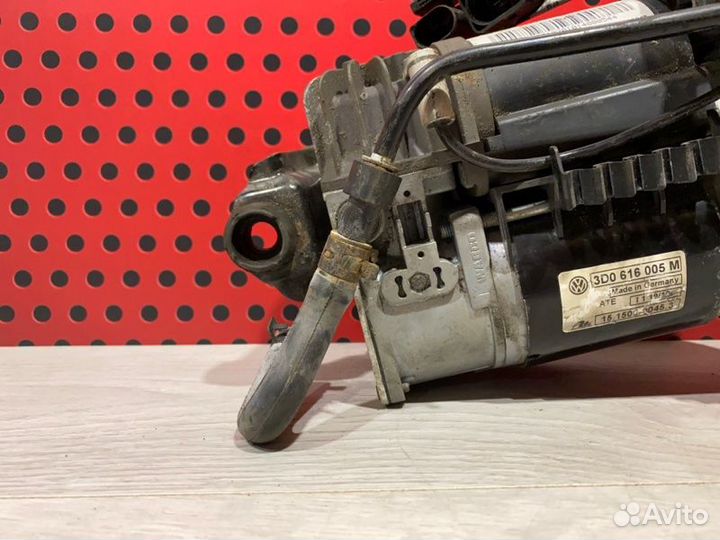 Компрессор кондиционера Bentley Continental Flying