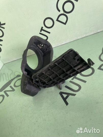 Лючок топливного бака Audi Q7 4L 3.0L BUG 2008