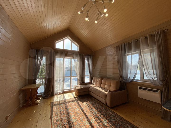 Дом 90 м² на участке 7,5 сот.