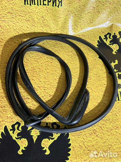 Уплотнитель на дверь cerato 3