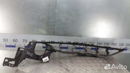 Ус под фару (ресничка) правый BMW X5 E70 (84F06Q30