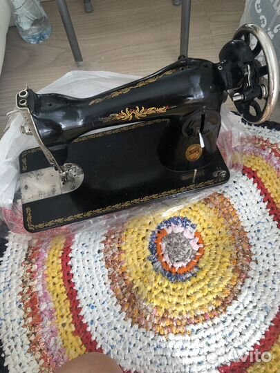 Швейная машинка