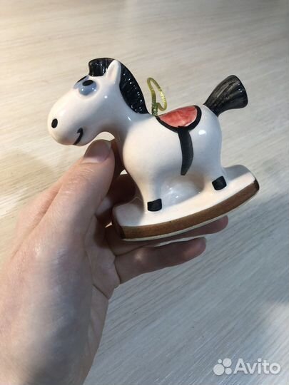 Елочная игрушка, лошадка