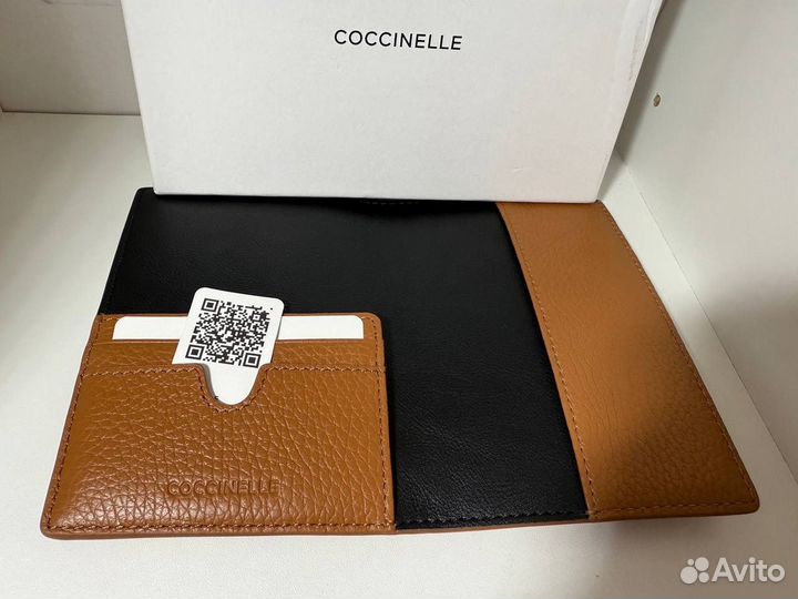Обложка для паспорта coccinelle новая
