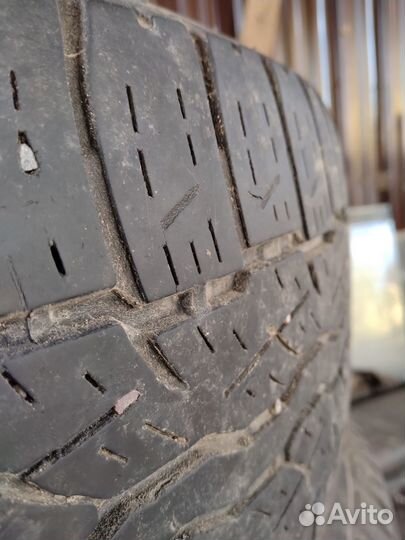 Bridgestone Dueler H/T D687 225/65 R17 101H