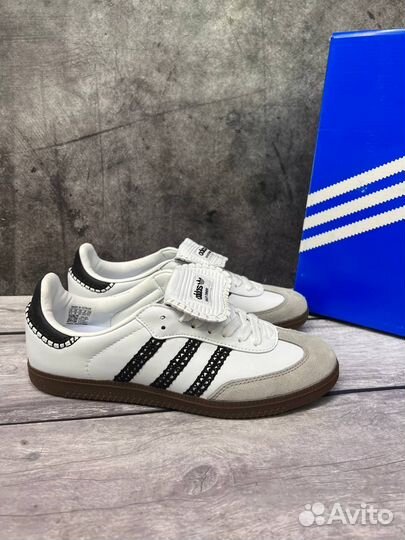 Кроссовки adidas wales bonner белые