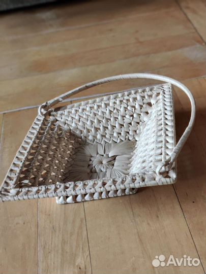 Корзина плетеная конфетница