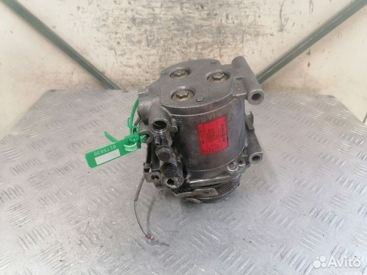 Компрессор кондиционера Mitsubishi Carisma