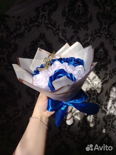 Букет из атласных лент