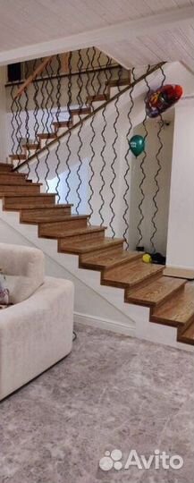 Лестница на второй этаж LES-5201