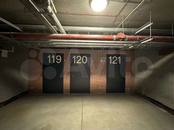 Машиноместо, 10 м²