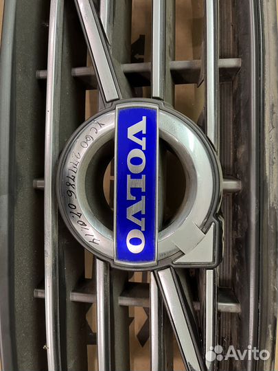Volvo xc60 13-16 Решётка радиатора