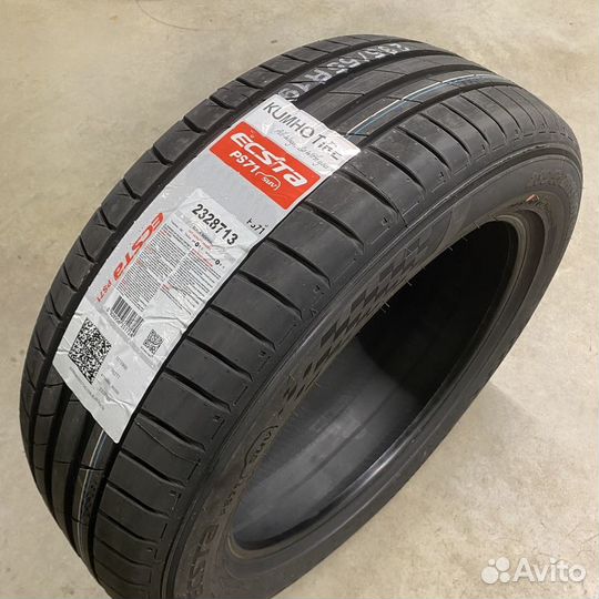 Kumho Ecsta PS71 315/30 R22 107Y