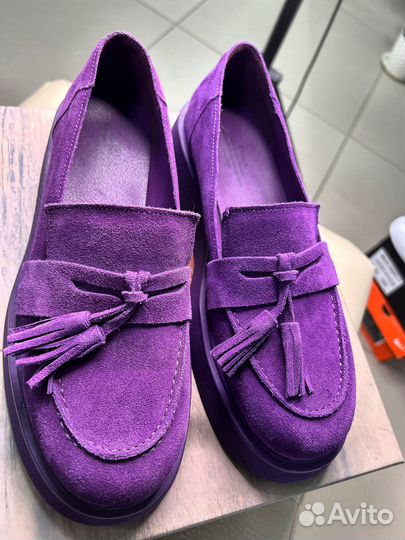 Лоферы женские